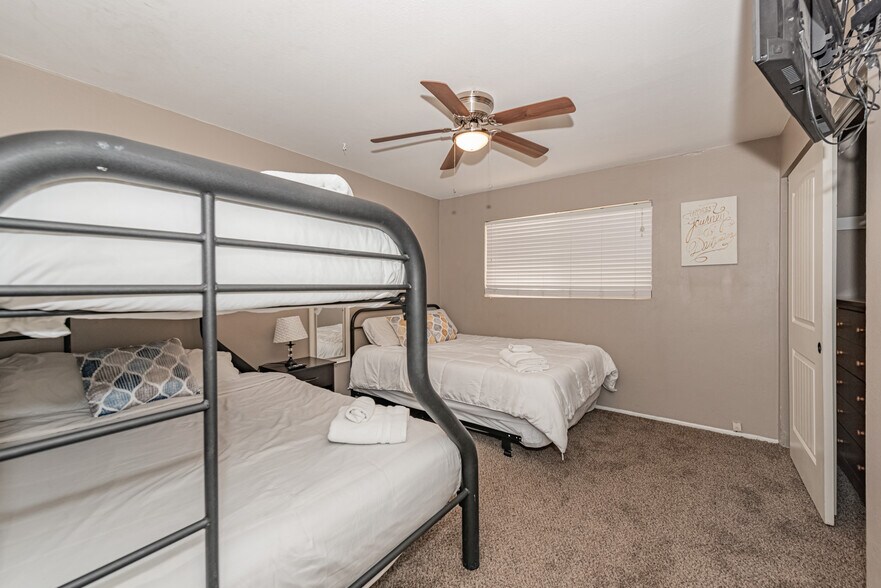 Bedroom 4 - 3801 N Hayden Rd