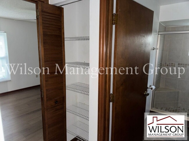 Building Photo - 1420 Flamingo Dr