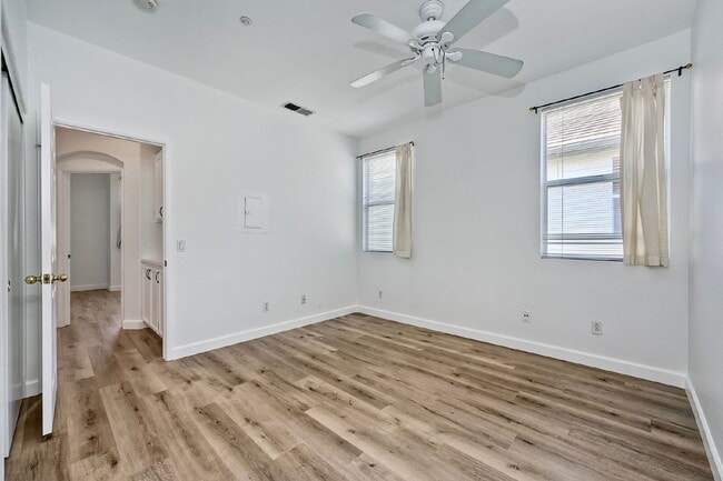Building Photo - Cozy Condo  Saxony at Encinitas Ranch