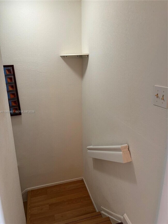 Building Photo - 10900 SW 104th St