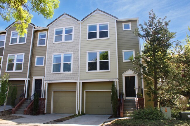 Primary Photo - Stunning Forest Heights Home with Washer/D...
