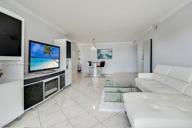 Building Photo - 500 Bayview Dr