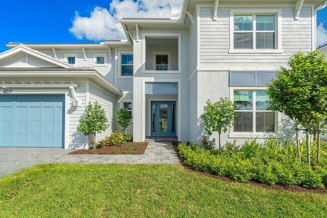 Building Photo - 9237 Crestview Cir