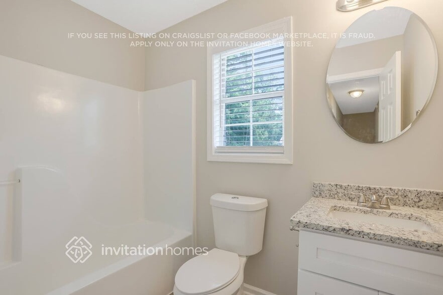 Building Photo - 117 Ivy Brook Dr