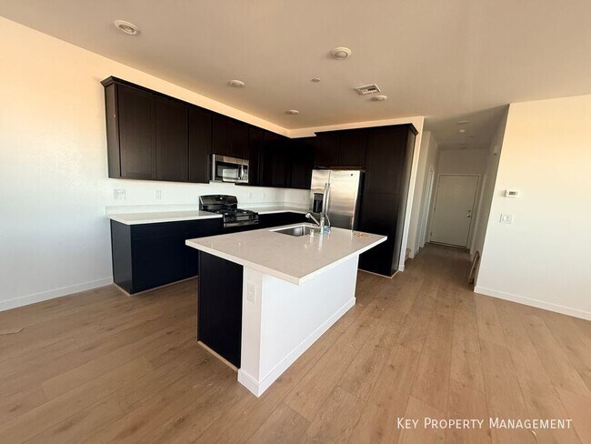 Building Photo - 1512 Maya Xing Ave