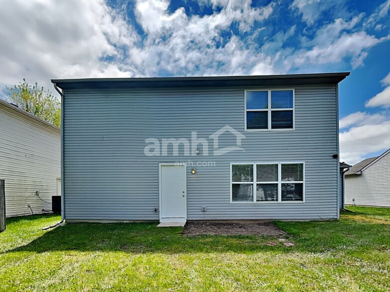 Building Photo - 11134 Steelwater Ct