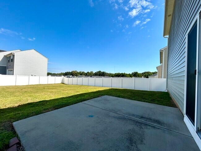 Building Photo - 5309 Merwyn Ave