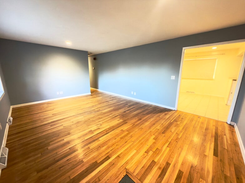 Building Photo - 5246 N 600 W