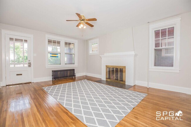 Building Photo - 516 Radnor St