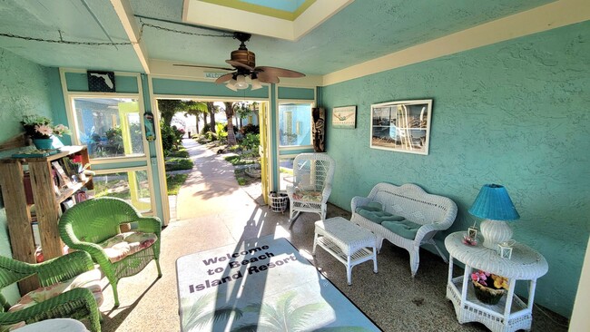 Building Photo - Historic Beach Island Resort-Cocoa Beach