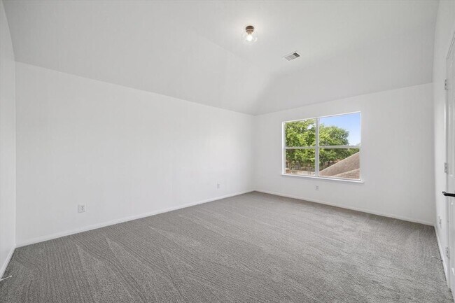 Building Photo - 6314 Canyon Chase Dr
