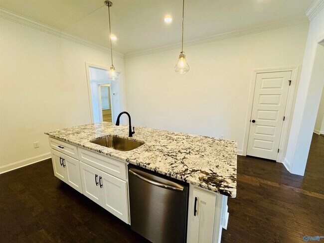 Building Photo - 9071 Mountain Preserve Blvd SE