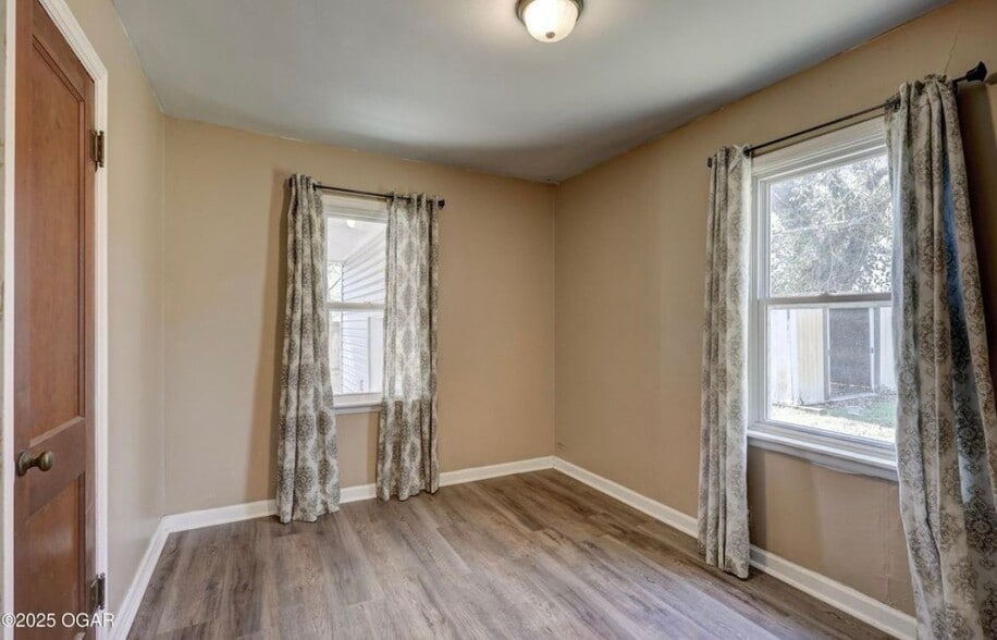 Building Photo - 1617 Garfield Ave