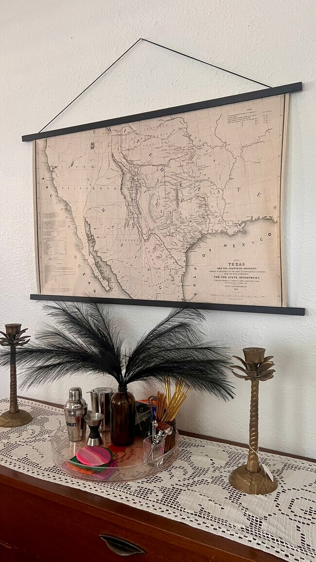 Building Photo - 5006 Hardy St