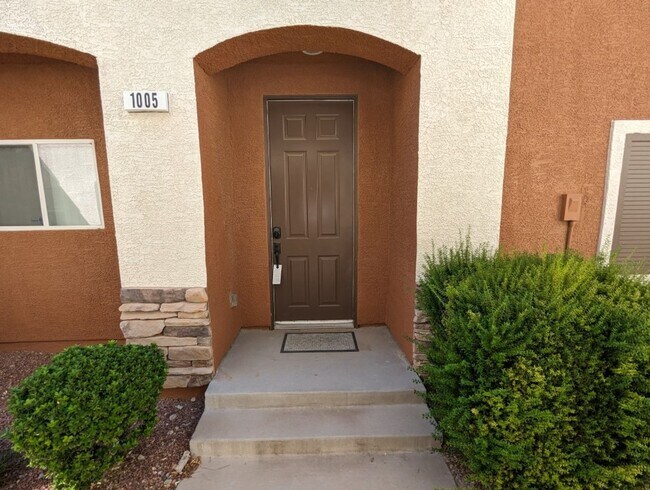 Building Photo - 9303 Gilcrease Ave