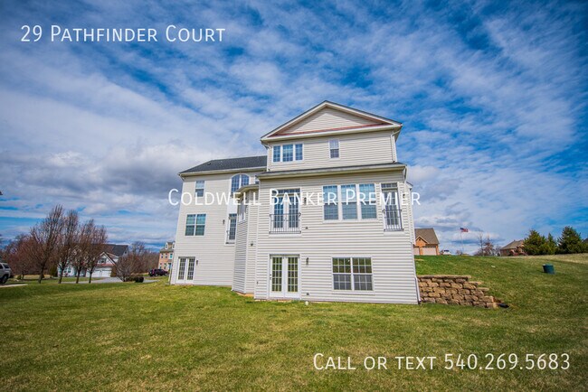 Building Photo - 29 Pathfinder Ct