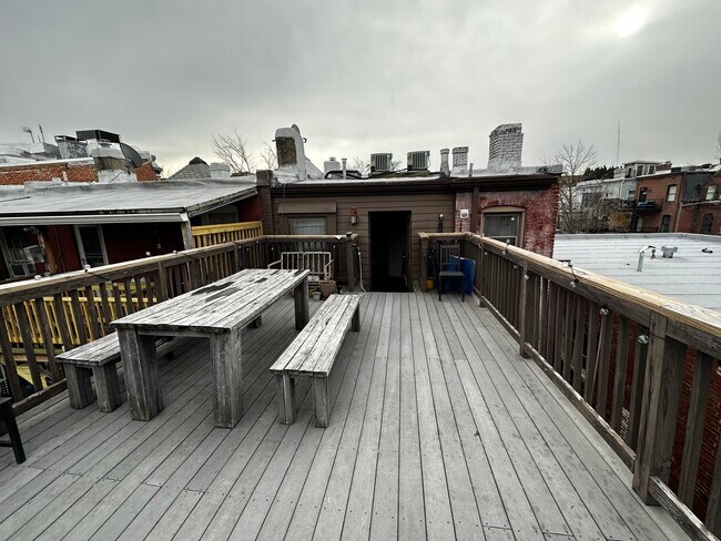 Building Photo - 1830 Swann St NW