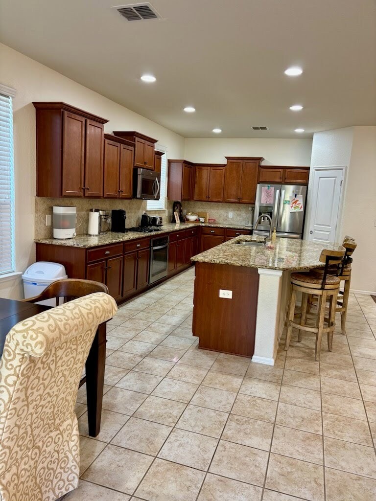 Building Photo - 27458 Camino Tower