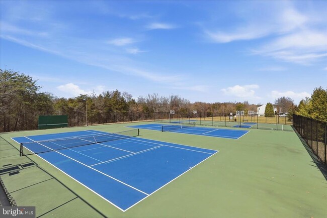 Building Photo - 8731 Farnham Way