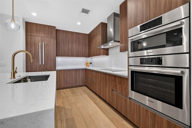 Building Photo - 777 3rd Ave N