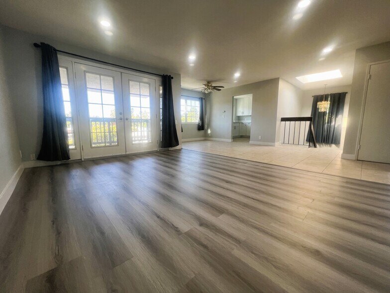 Building Photo - 23322 Caminito Andreta