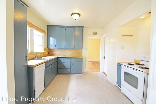 Building Photo - 2 br, 1 bath House - 3900 Laurel Ave