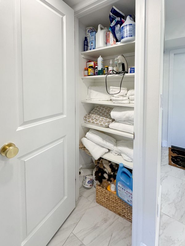 Building Photo - 4800 Bayview Dr