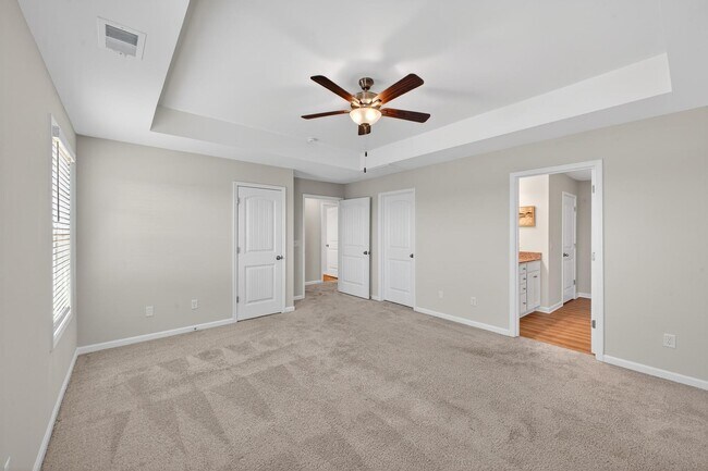 Building Photo - 255 Mansell