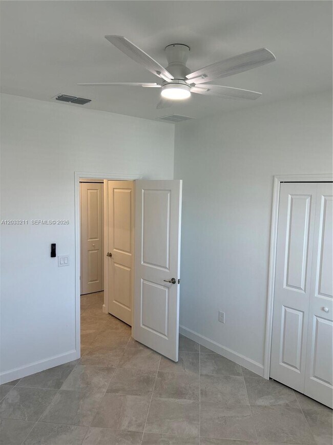 Building Photo - 20483 Copperhead Dr