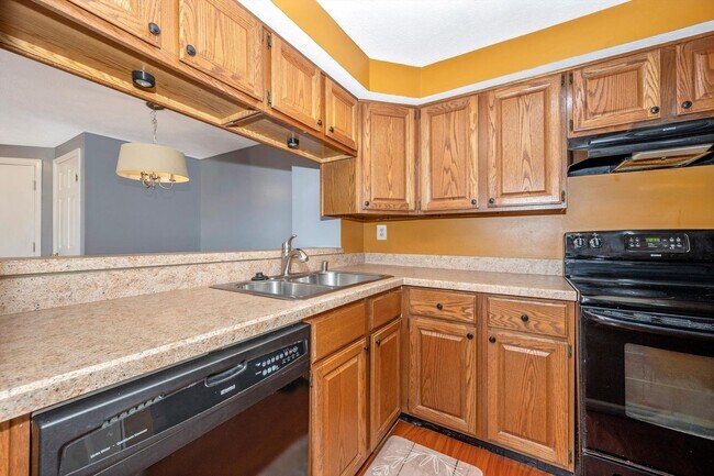 Building Photo - Affordable Condo in Frederick, MD