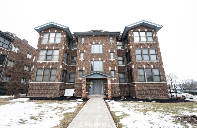 Primary Photo - 3707 N Meridian St