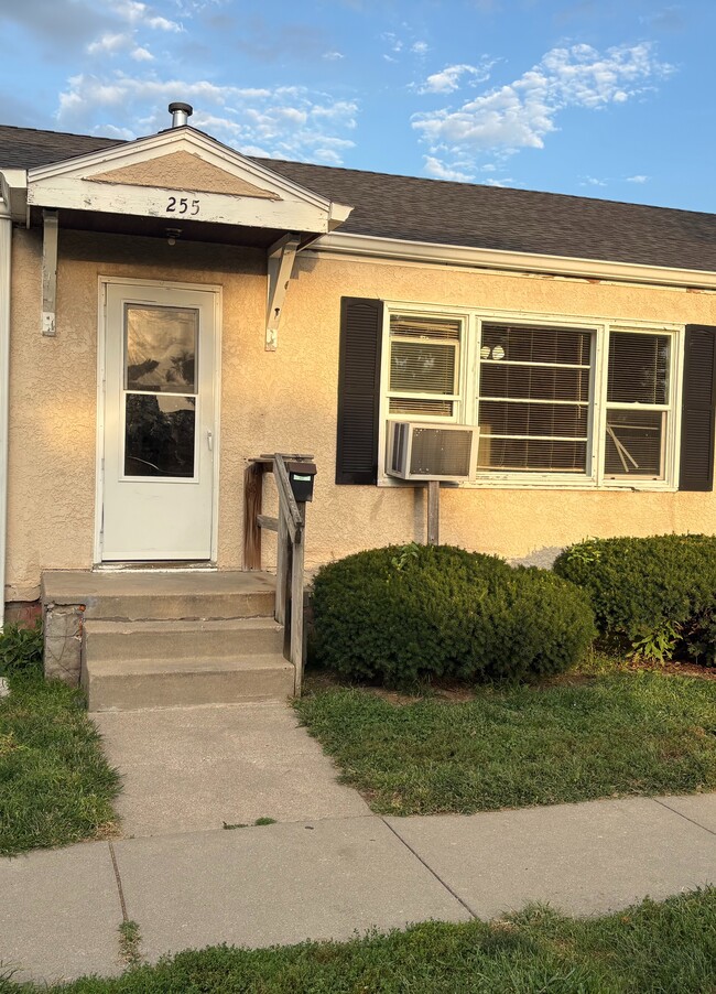 Building Photo - 255 N 29th St