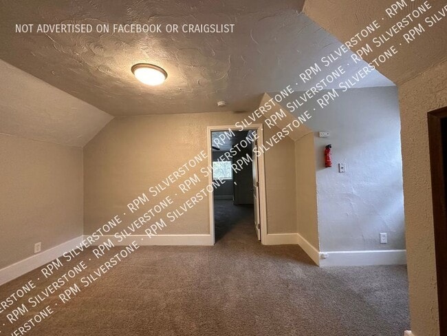 Building Photo - 509 E. George-