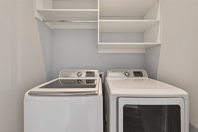 Building Photo - 4521 San Felipe St