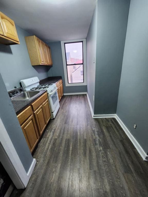 Building Photo - 256 Grand Street
