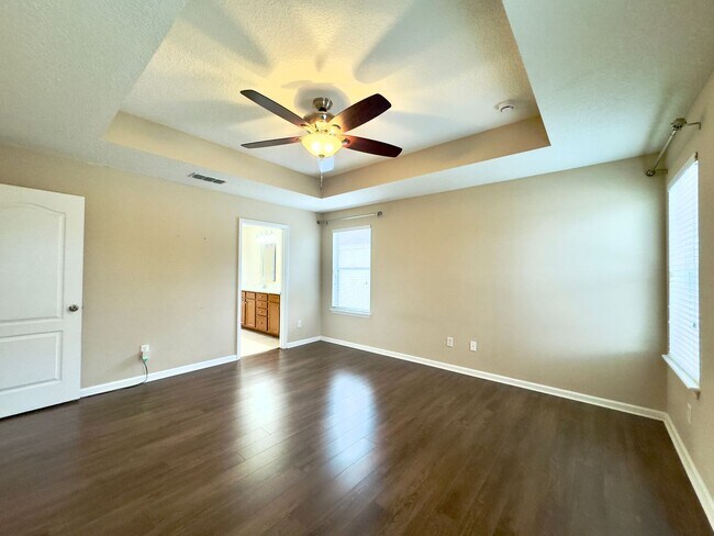 Building Photo - Spacious 4-Bedroom Home with Outdoor Oasis in Sought-After Wynnfield Lakes—Minutes from Beach, Sh...