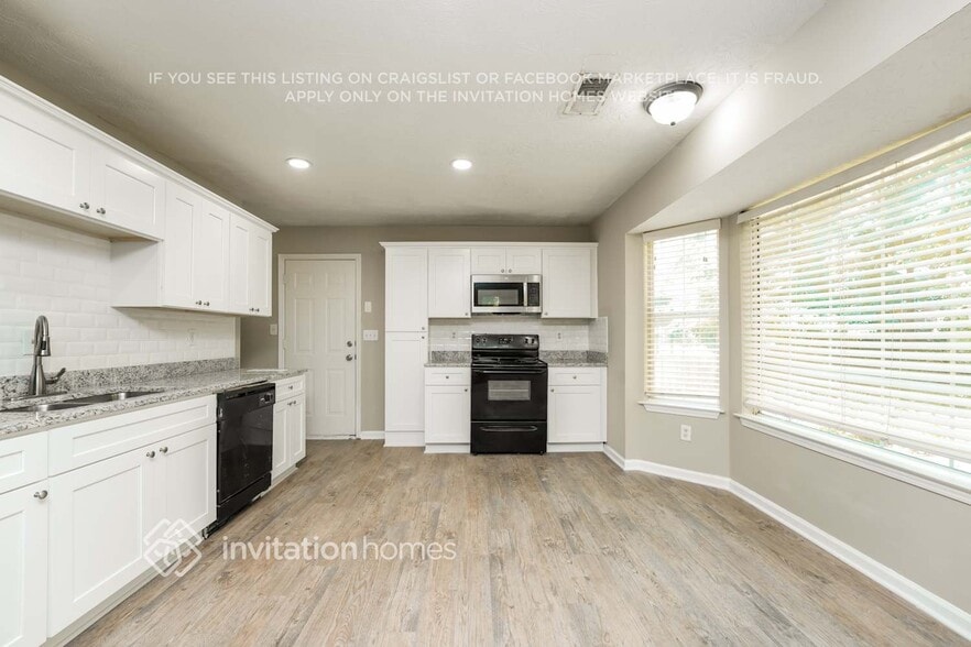 Building Photo - 1059 Shadow Lake Dr