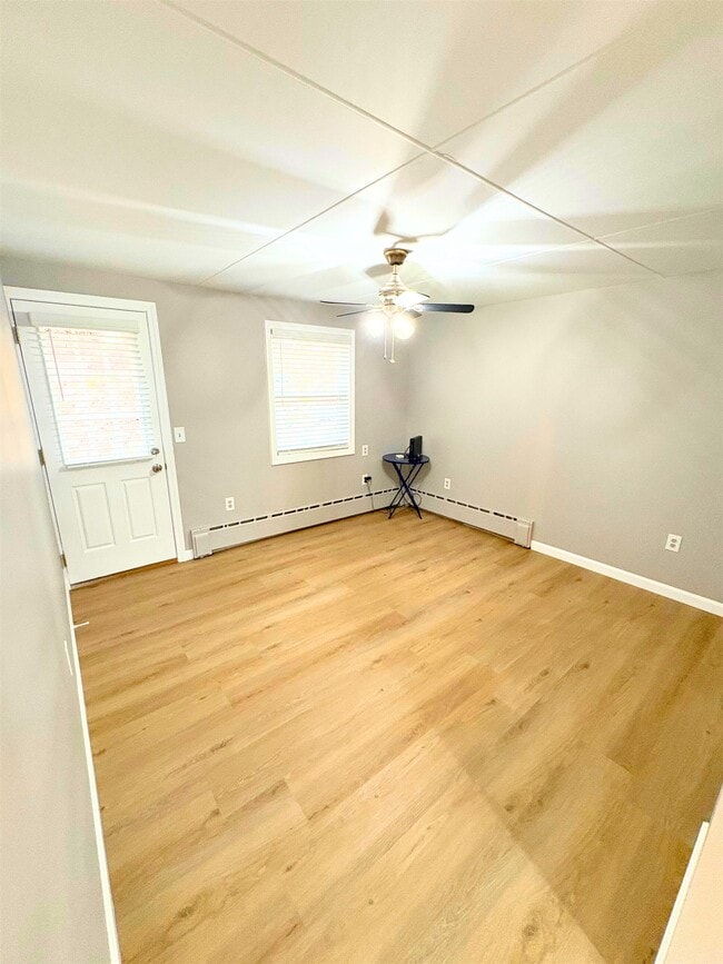 Building Photo - 11 Monadnock St