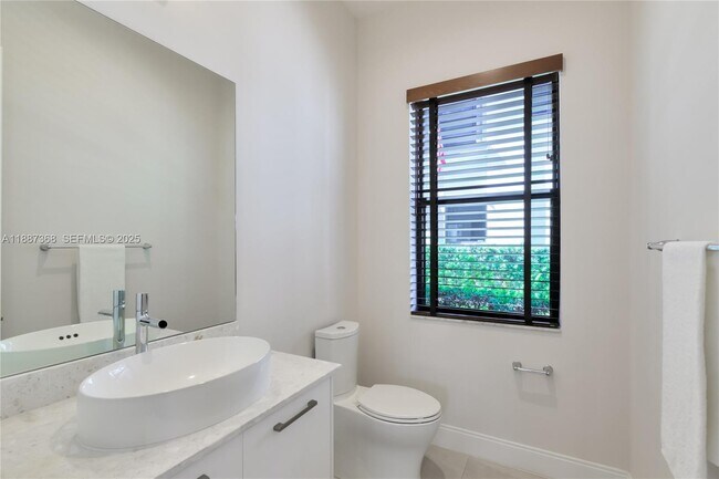 Building Photo - 8217 NW 46th St