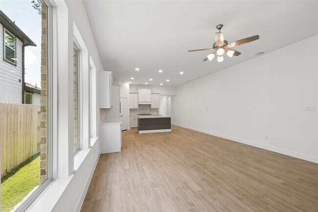 Building Photo - 29934 Stony Frst Dr