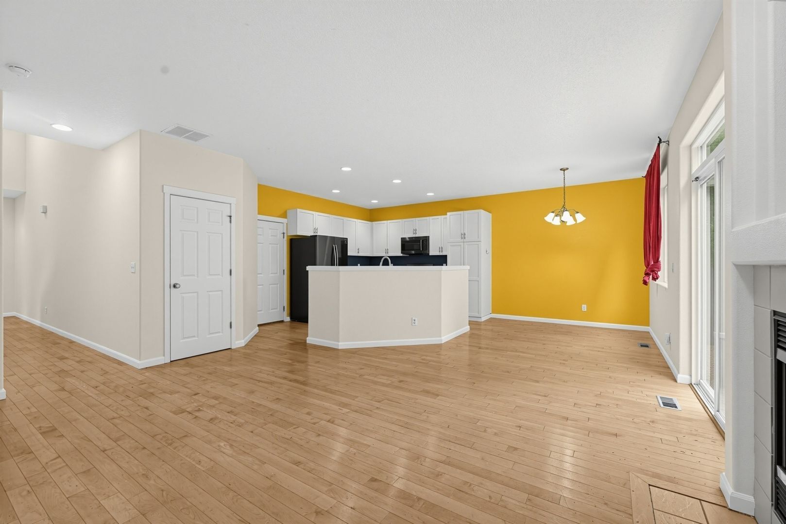 Building Photo - 432 NE 57th Ave