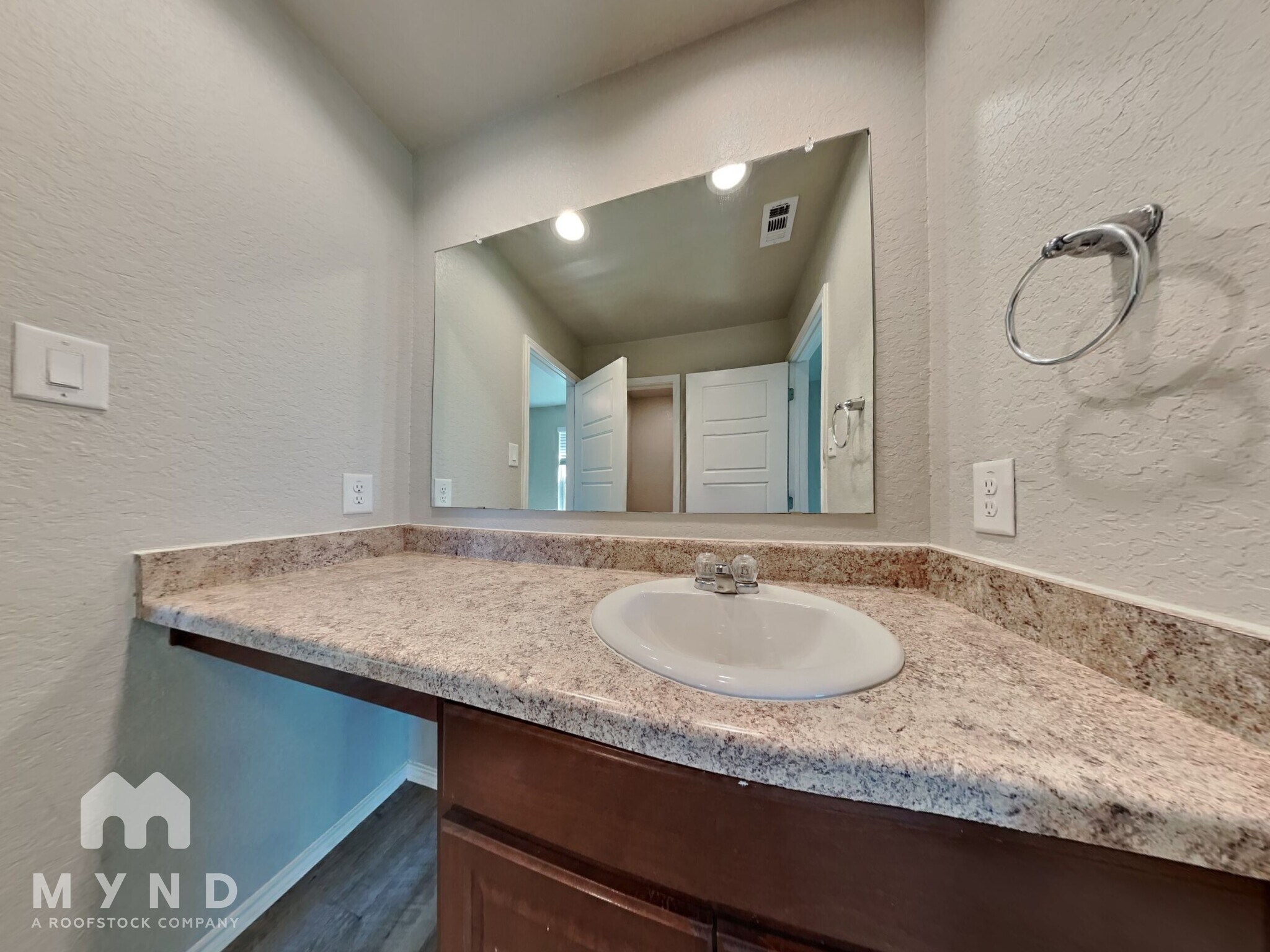 Building Photo - 4105 Asher Alley