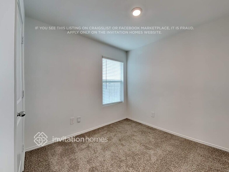 Building Photo - 2928 Greenhorn Ave