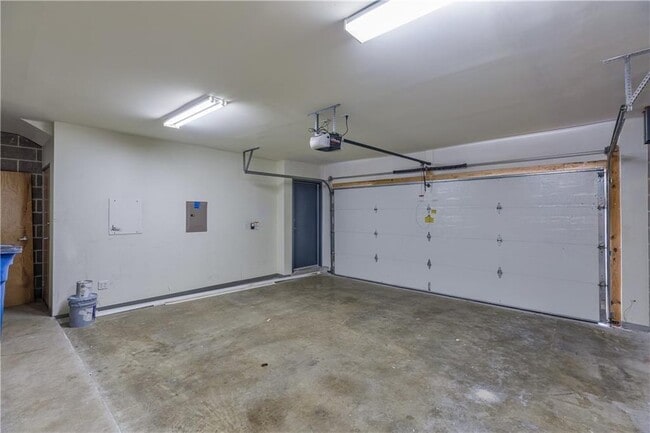 Building Photo - 4801 S Congress Ave