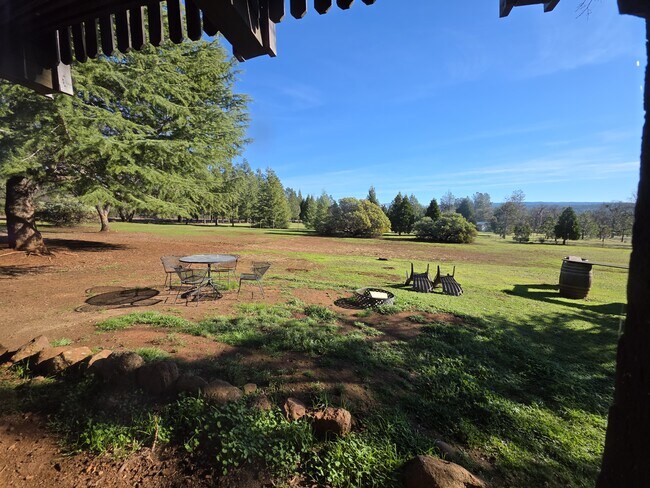 Building Photo - 5040 Wilson Hill Rd