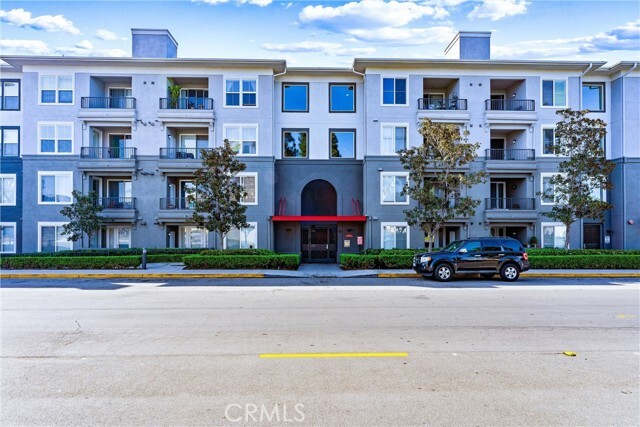 Building Photo - 1801 E Katella Ave