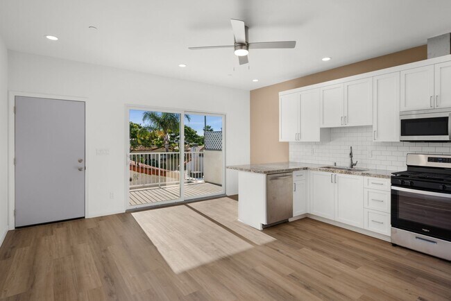 Primary Photo - 4709 Soria Dr
