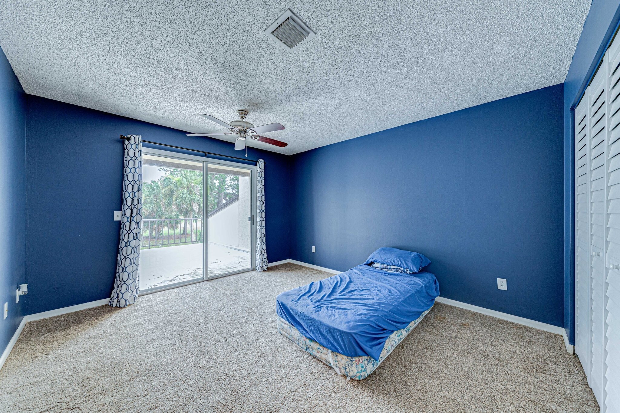 Building Photo - 1241 St Andrews Dr