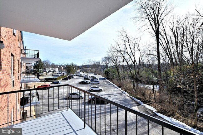 Building Photo - 120 N Bethlehem Pike