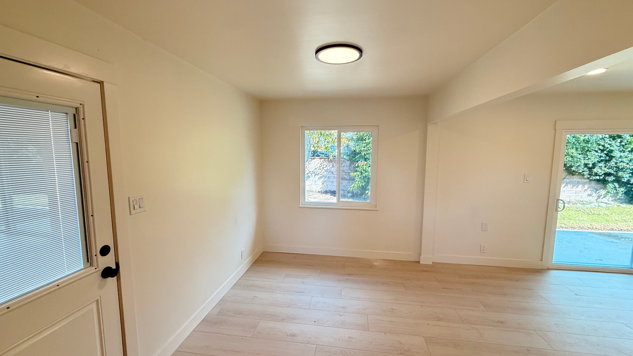 Building Photo - 288 Homer Ave